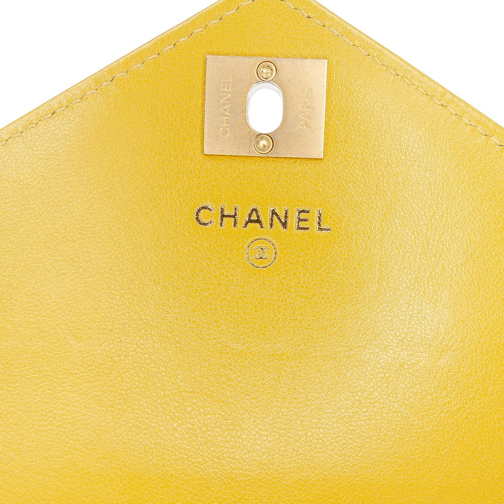 Pre-Loved Chanel Small Reversed Chevron Lambskin Flap - Picture 5 of 12